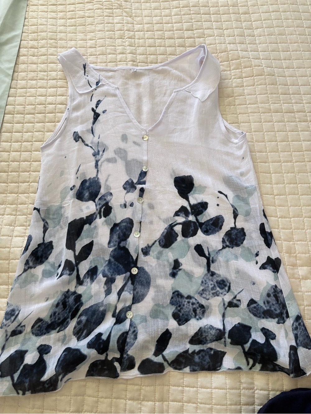 Sleeveless White Floral Button-Front Women's Top